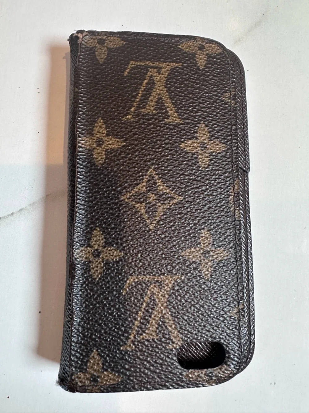 Louis Vuitton Monogram iPhone
6 Case - Picture 1 of 11